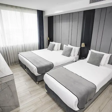 Istanbul Airport Express Hotel *